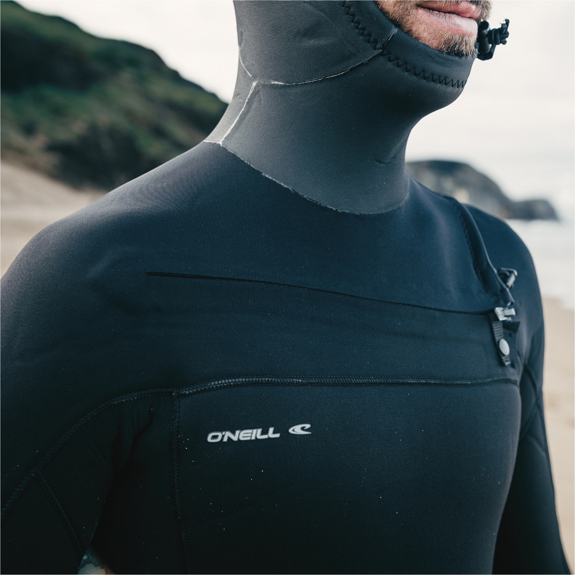 2026 O'Neill Mens Epic 6/4mm Chest Zip Hooded Wetsuit 5649 - Black